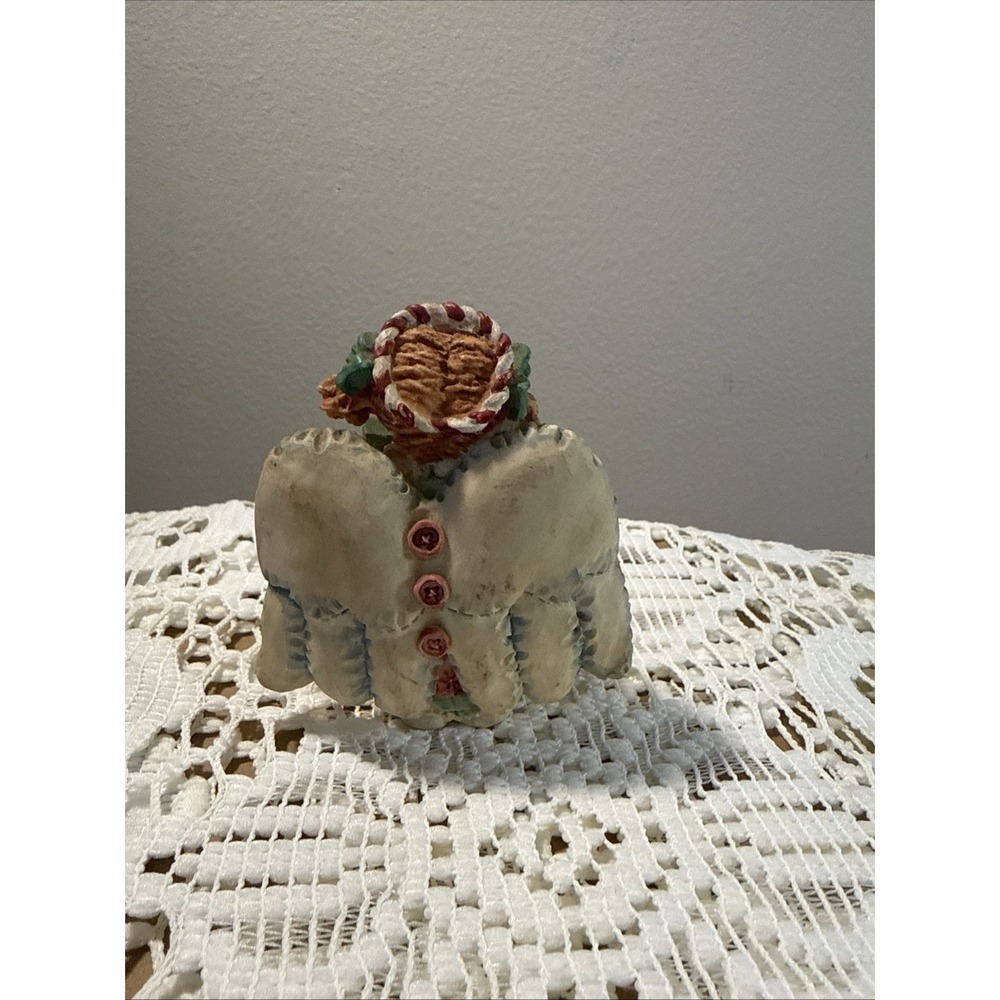 Vintage 1993 Cute as a Button Christmas Angel Figurine - Picture 3 of 5
